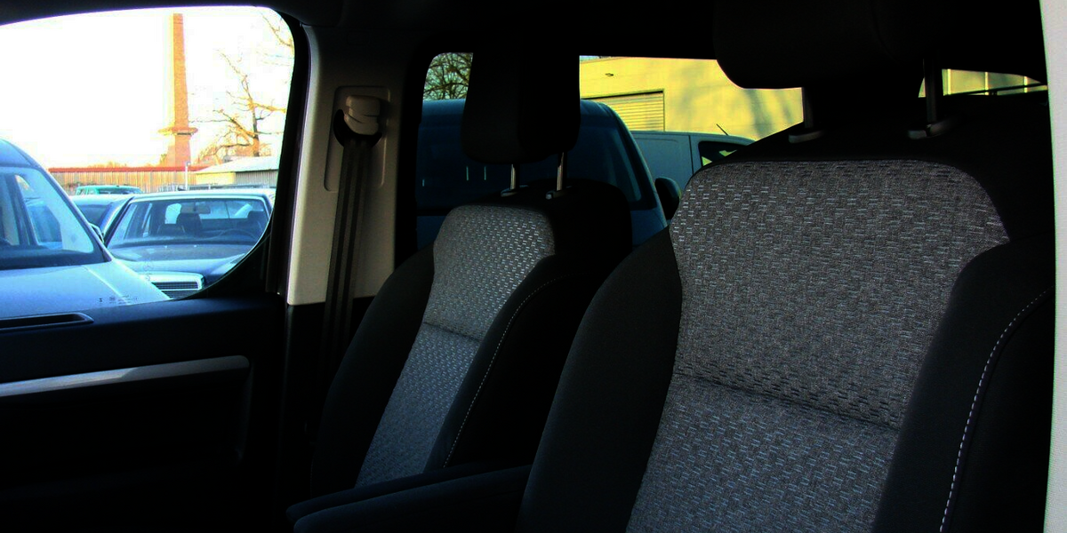 Citroen Spacetourer 180 Plus M, AHK LED Kamera180º 8 Sitze 5.882 km 37.980 &euro; Falkensee 14612