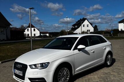 Audi A3 210.000 km 7.900 &euro; Wietze 29323
