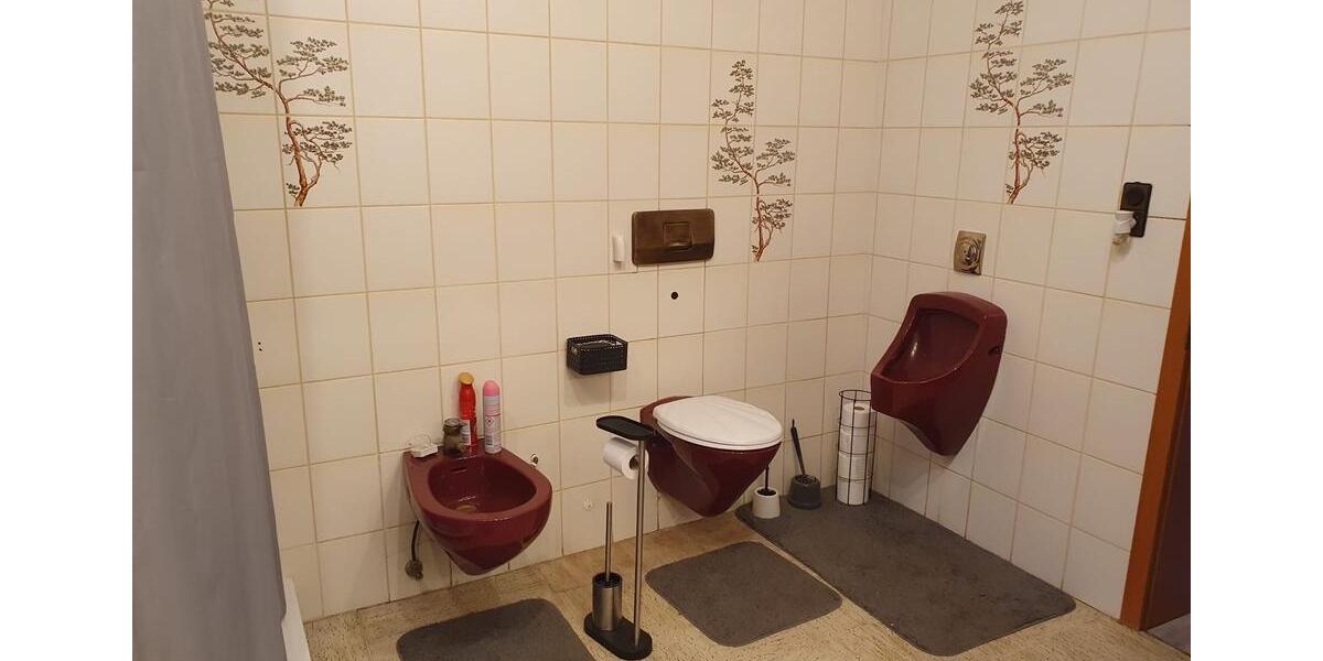 Etagenwohnung Wolfhagen - 5 Zimmer, 130 m&sup2;, 900&euro; | Angebot:26136933