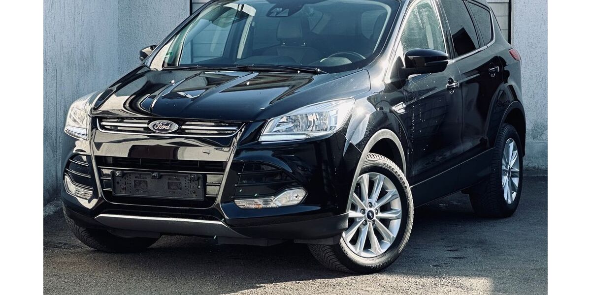 Ford Kuga 94.000 km 5.900 &euro; Leinefelde 37327