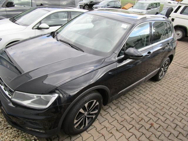 VW Tiguan 253.735 km 15.500 € Buttstädt 99628