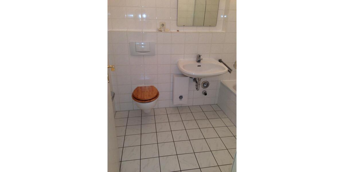 Erdgeschoßwohnung Lage - 2 Zimmer, 56 m&sup2;, 138.000&euro; | Angebot:26145630