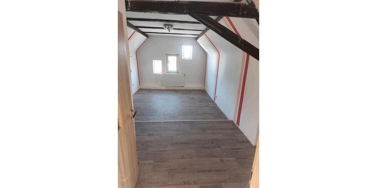 Einfamilienhaus Zeitz - 5 Zimmer, 220 m&sup2;, 129.000&euro; | Angebot:27123244