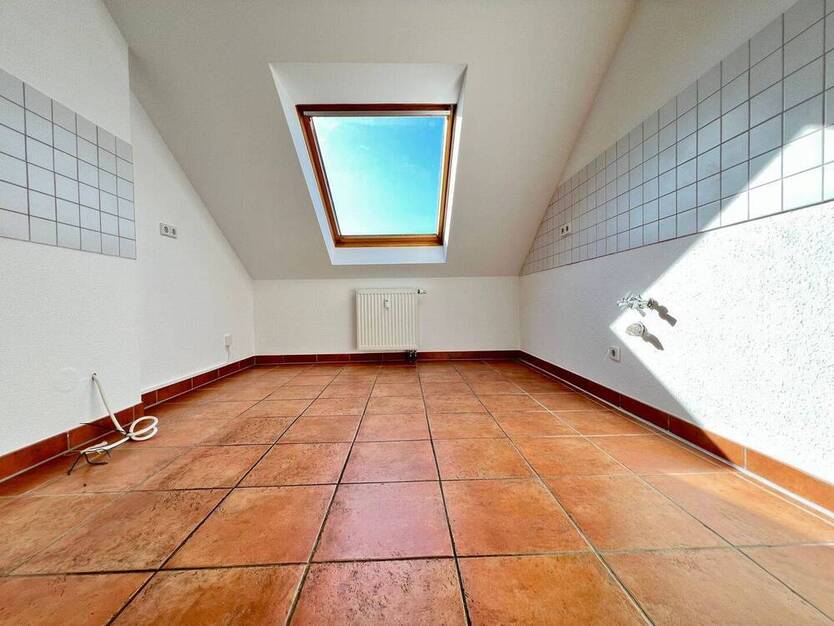 Exklusive 3-Raum Maisonette-Dachgeschoßwohnung im beliebten Gebiet Schloßchemnitz