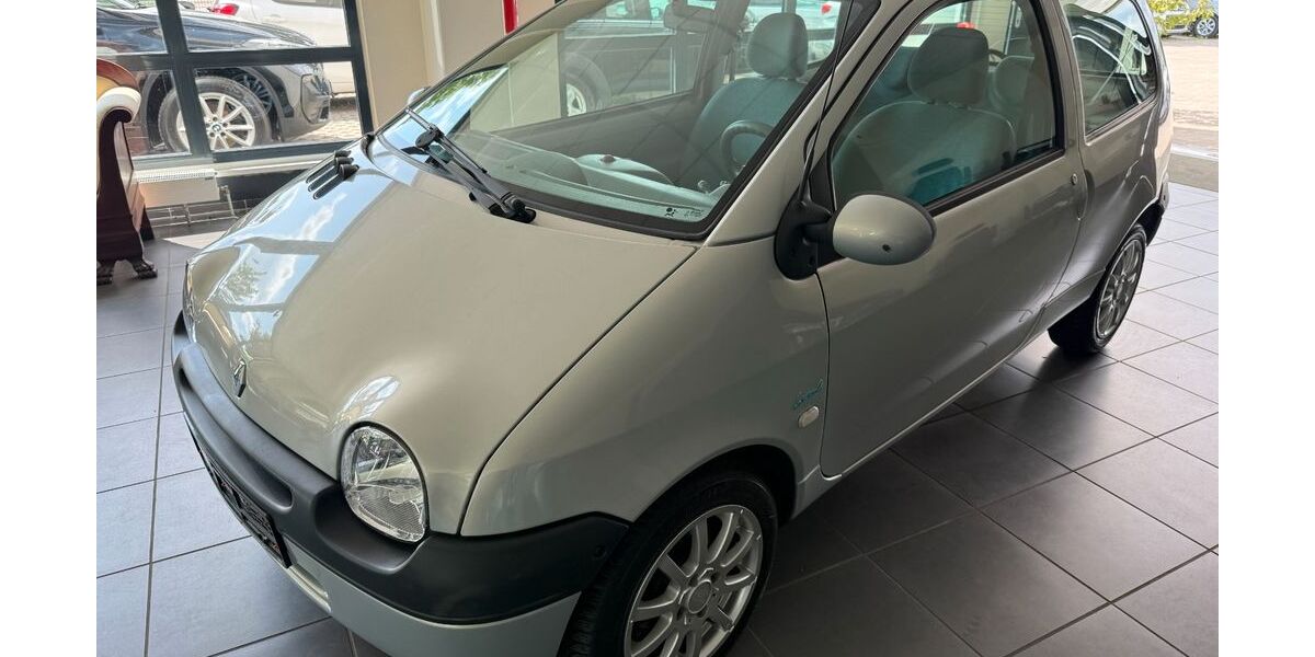 Renault Twingo 99.160 km 2.390 &euro; Geesthacht 21502