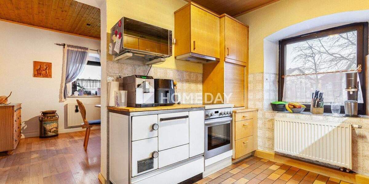 Einfamilienhaus Oberviechtach Schönthan - 6 Zimmer, 200 m&sup2;, 300.000&euro; | Angebot:25471636