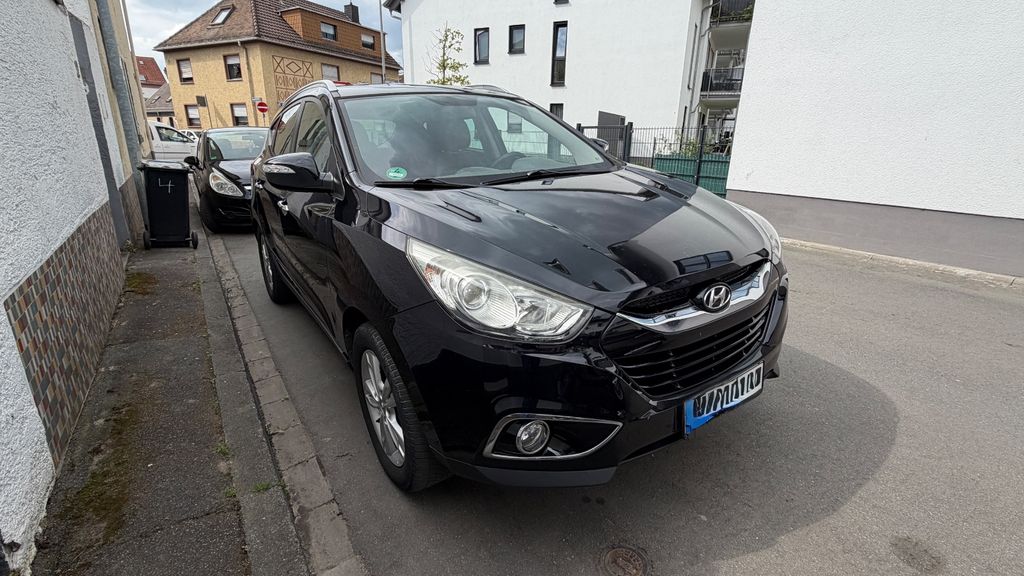 Hyundai ix35 126.000 km 8.795 &euro; Mainz-Kostheim 55246