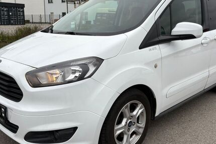 Ford Tourneo Courier 117.123 km 6.999 € München 81245
