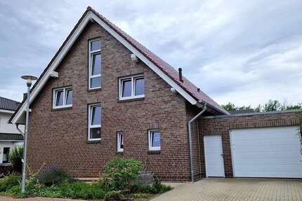 Haus zum Mieten in Lehre 1.850 € 165 m² 6 zimmer