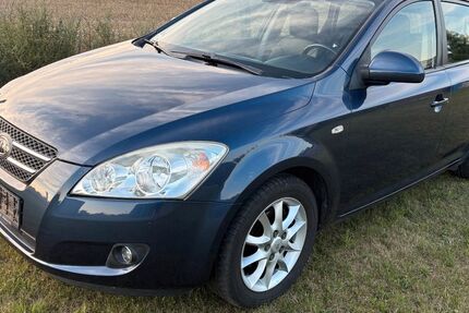 Kia ceed / Ceed 107.239 km 2.800 &euro; Schwedt 16303
