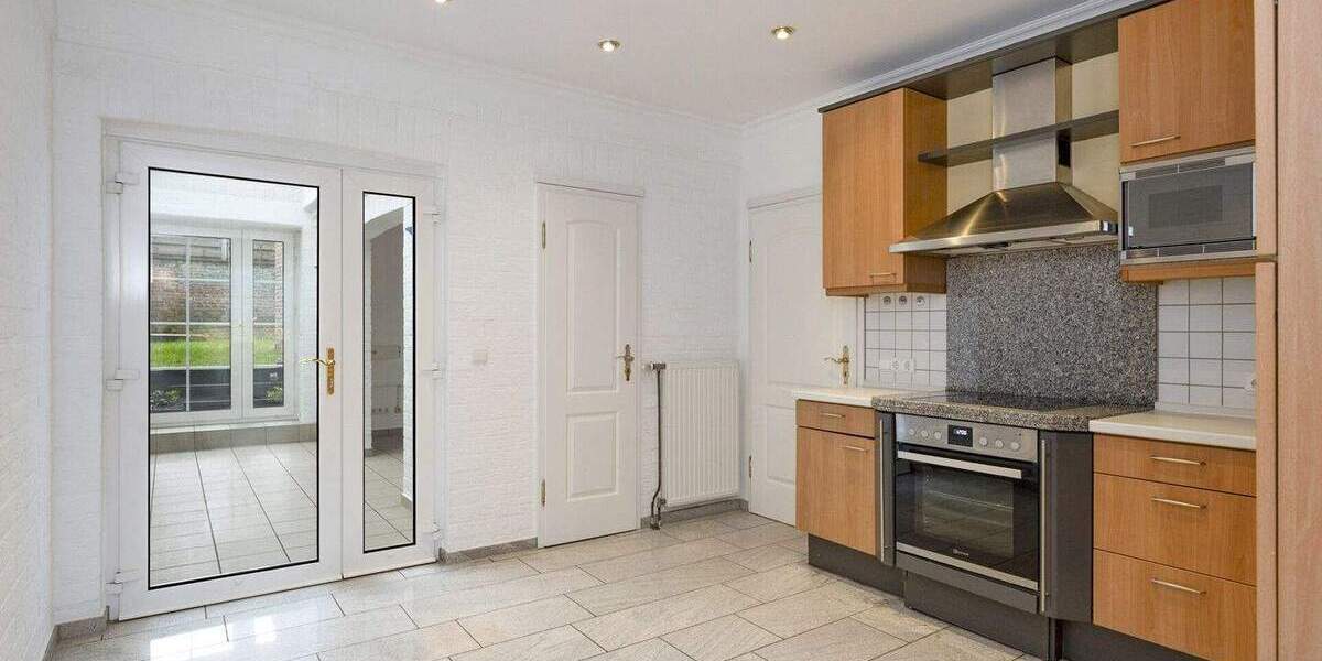 Einfamilienhaus Selfkant / Süsterseel Süsterseel - 6 Zimmer, 220 m&sup2;, 2.400&euro; | Angebot:25167724