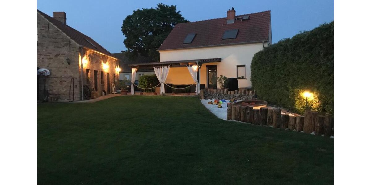 Kernsaniertes Einfamilienhaus mit großem Garten & Nebengelass 4 zimmer