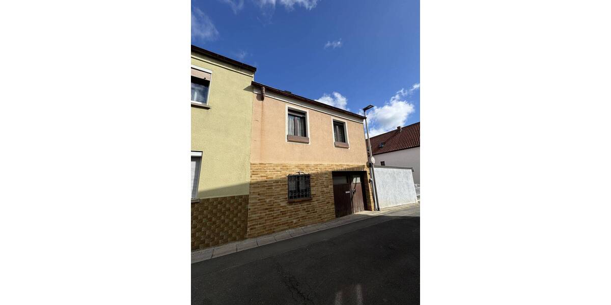 Einfamilienhaus Rimpar - 5 Zimmer, 103 m&sup2;, 95.000&euro; | Angebot:26362541