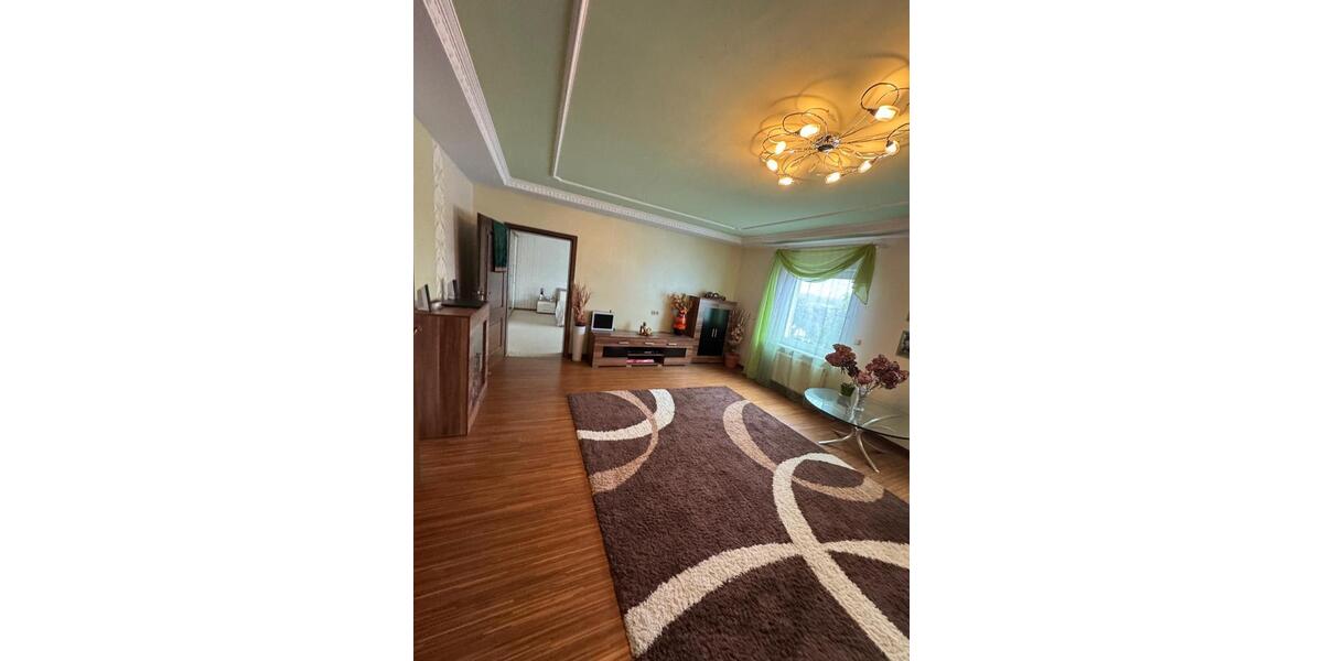 Einfamilienhaus Lebach - 9 Zimmer, 335 m&sup2;, 349.900&euro; | Angebot:27010142
