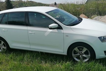 Skoda Rapid 96.500 km 10.800 &euro; Waldershof 95679