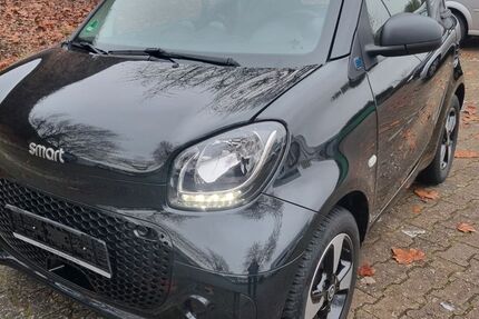 Smart ForTwo 23.500 km 9.890 &euro; Hattersheim 65795