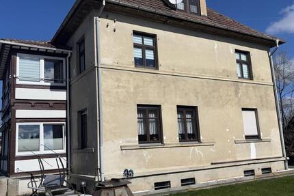 2,5 Zimmer Dachgeschoss- Wohnung