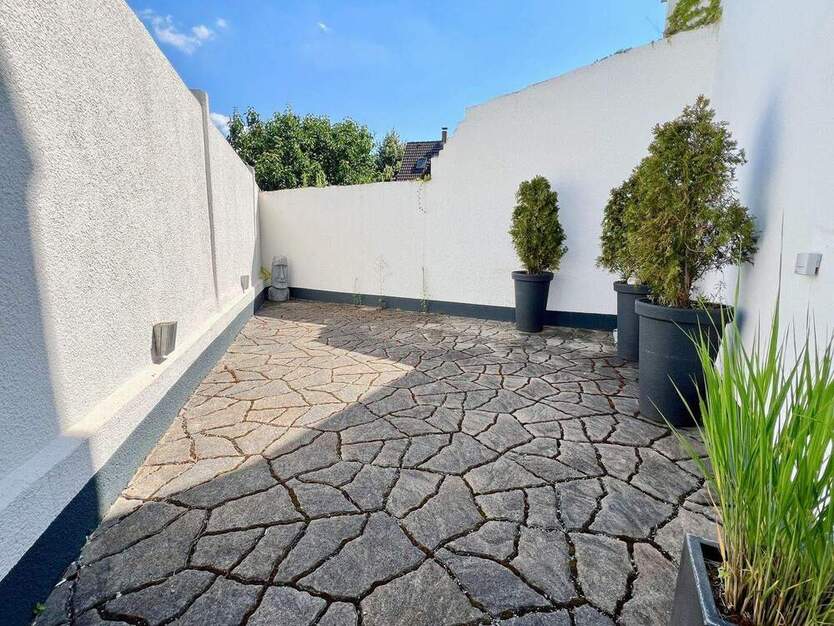 Wohn- und Geschäftshaus aus der Gründerzeit in bester Lage von Solingen Ohligs zimmer