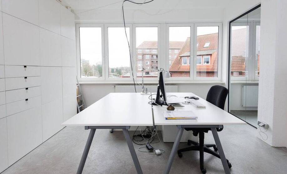 Büro- und Kreativflächen in der Loftstation in HH-Hasselbrook (2 Min zur S111) - All-in-Miete