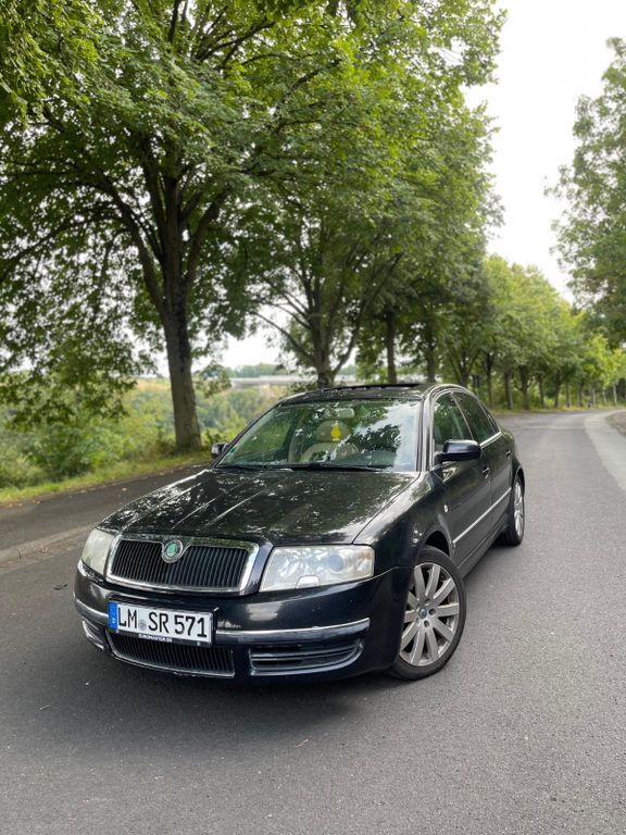 Skoda Superb 265.000 km 2.400 € Limburg 65549