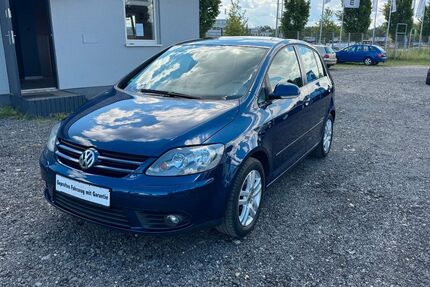 VW Golf 174.000 km 3.999 &euro; Görlitz 02826
