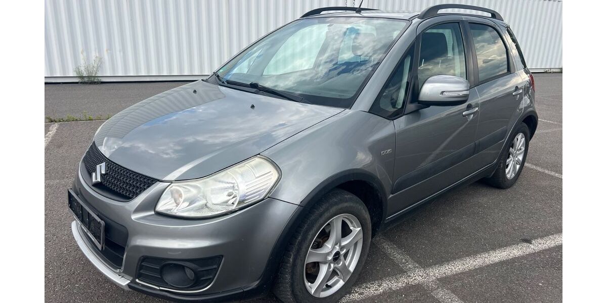 Suzuki SX4 188.000 km 3.950 &euro; Berlin 12057