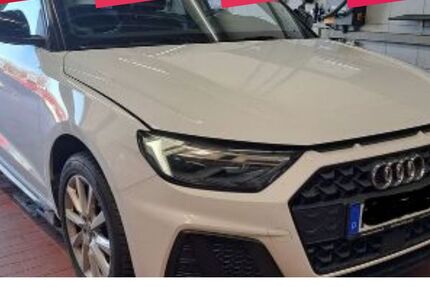 Audi A1 86.012 km 23.390 &euro; Regen 94209