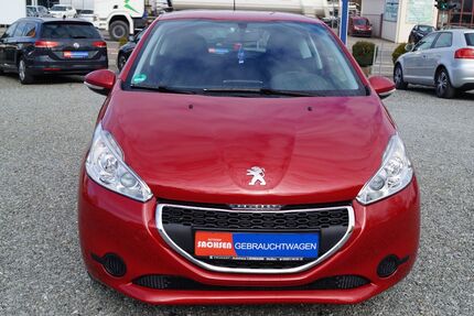 Peugeot 208 82.400 km 5.390 &euro; Chemnitz 09116