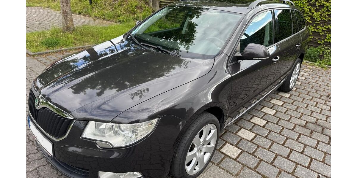 Skoda Superb 244.000 km 4.850 &euro; Selters 65618
