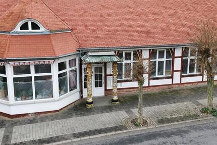 PERFEKT FÜR KONZEPTE, DIE AUFFALLEN WOLLEN - EIN ORT, DER IM GEDÄCHNIS BLEIBT: HISTORISCHE ARCHITEKTUR MIT INDIVIDUELLEM CHARME zimmer