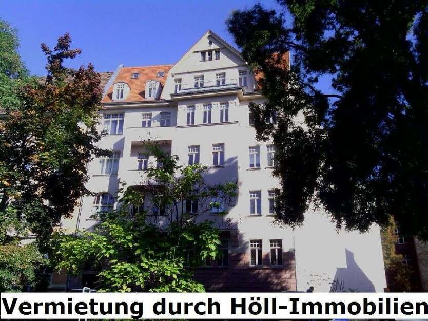 Wohnung zum Mieten in Halle 270 € 28 m²