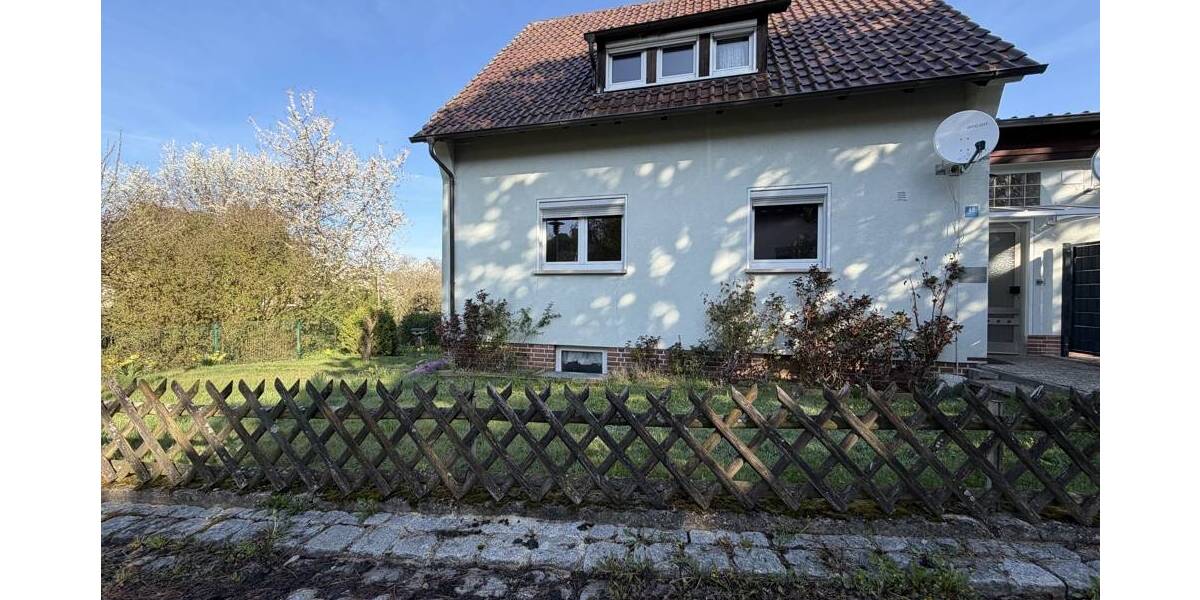 Etagenwohnung Rödental / Einberg Einberg - 5 Zimmer, 106 m&sup2;, 159.000&euro; | Angebot:26187871