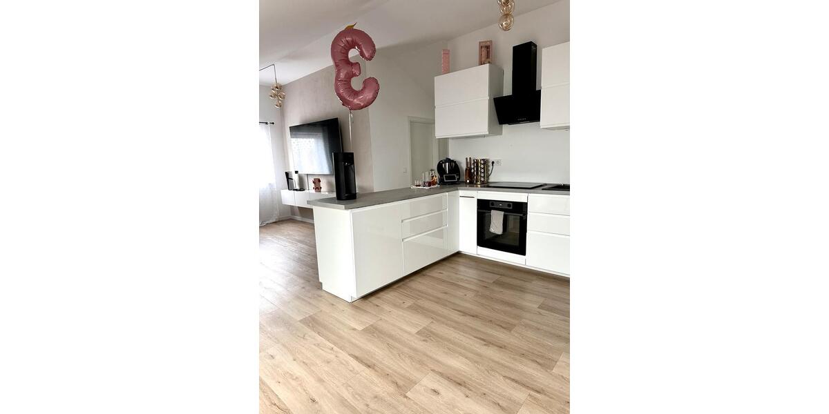 Etagenwohnung Ergolding - 4.5 Zimmer, 100 m&sup2;, 1.390&euro; | Angebot:24679880