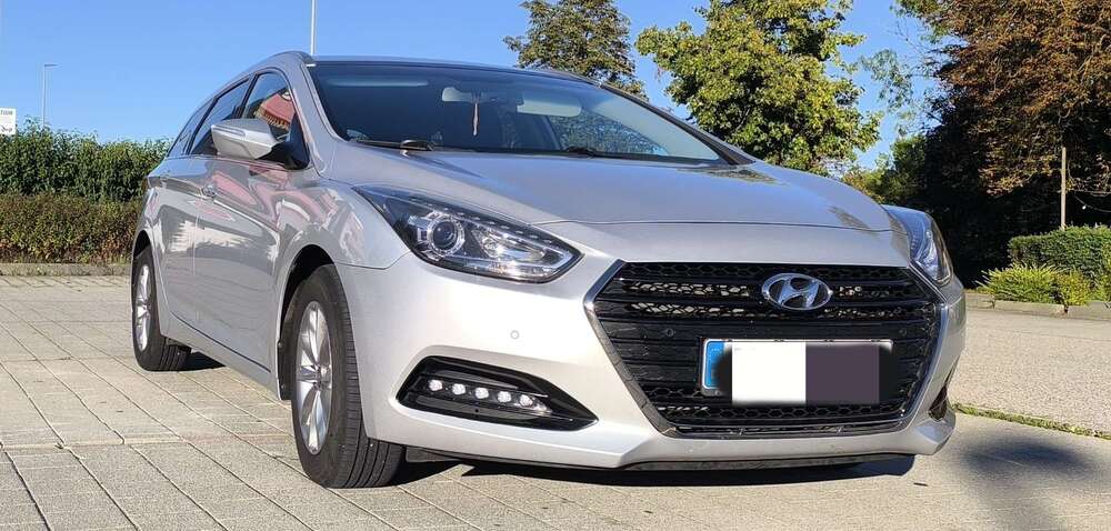 Hyundai i40 189.500 km 9.300 € Garching 84518