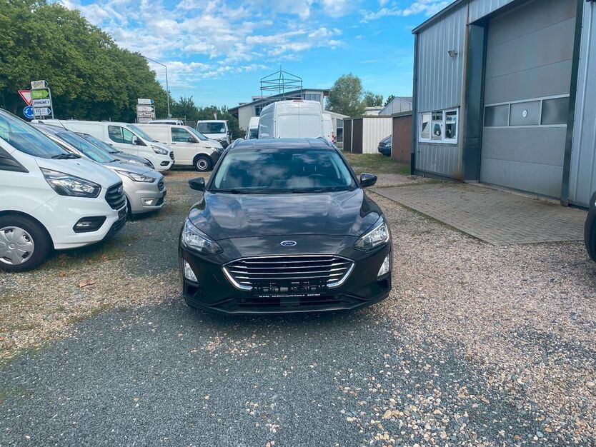 Ford Focus 139.044 km 11.950 € Bensheim 64625