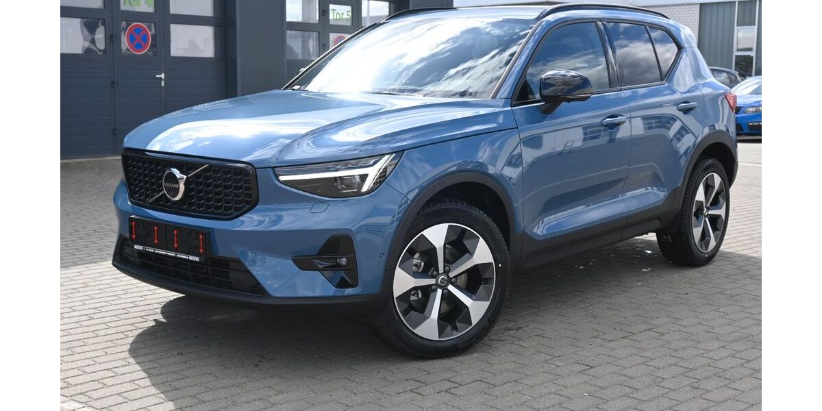 Volvo XC40 5.000 km 40.700 &euro; Jüterbog 14913