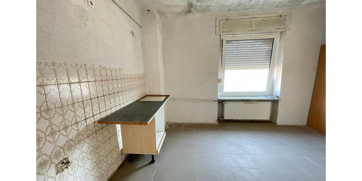Mehrfamilienhaus, Wohnhaus Nohfelden - 6 Zimmer, 134 m&sup2;, 75.000&euro; | Angebot:27117402