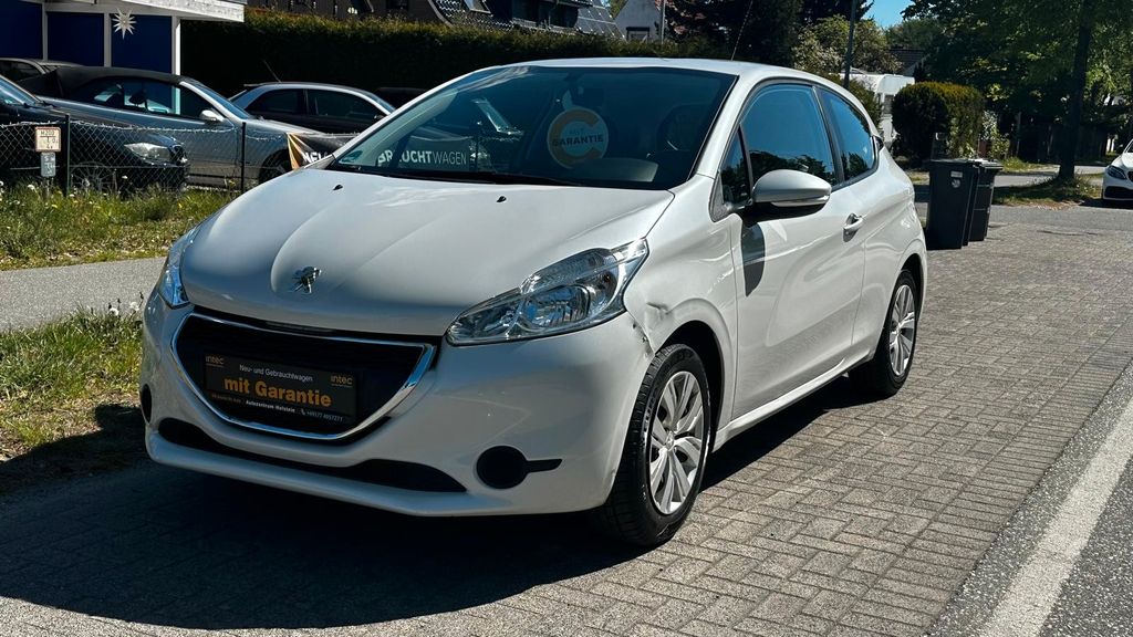 Peugeot 208 102.982 km 4.200 &euro; Wasbek 24647