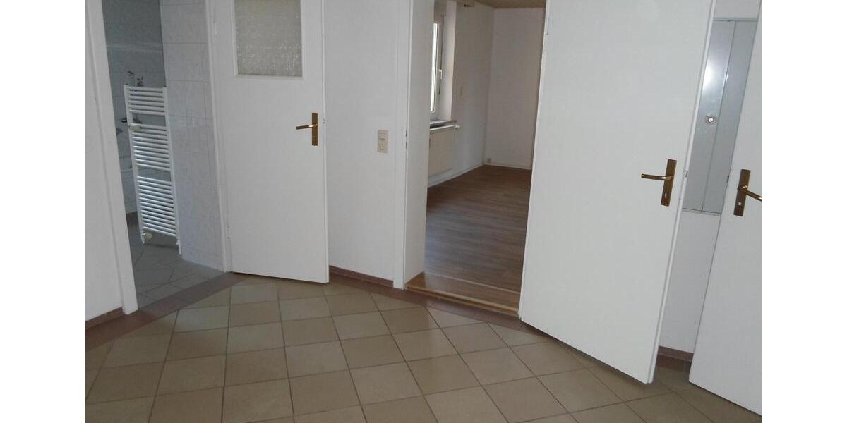 3 Raum Wohnung sowie Wohnküche 3 zimmer
