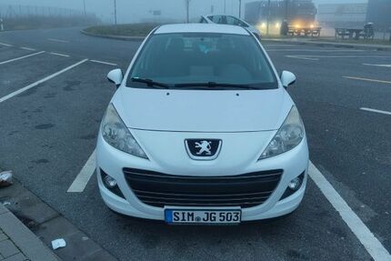 Peugeot 207 225.000 km 1.100 &euro; Rheinböllen 55494