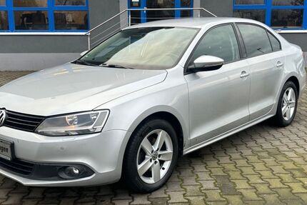 VW Jetta 126.120 km 8.300 &euro; Monheim am Rhein 40789