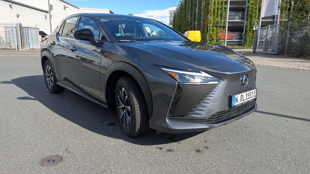 Lexus RZ 12.000 km 39.900 &euro; Nürnberg 90441