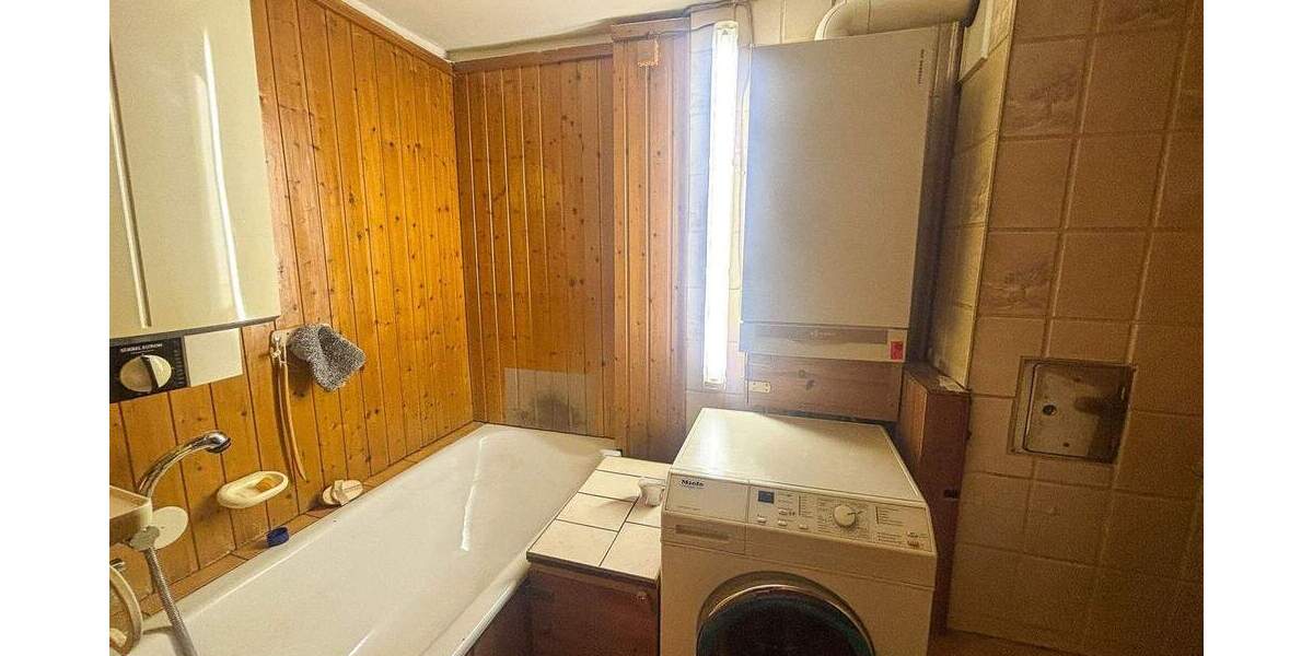 Reihenmittelhaus Hardegsen - 4 Zimmer, 114 m&sup2;, 79.000&euro; | Angebot:25096871