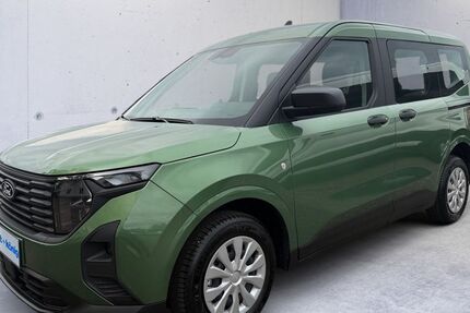 Ford Tourneo Courier 1.138 km 28.790 &euro; Offenburg- Industriegebiet Elgersweier-Nord 77656