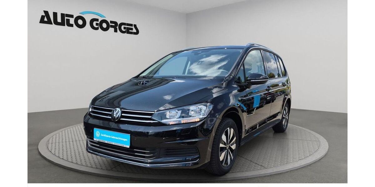 VW Touran 24.672 km 29.945 &euro; Morbach 54497