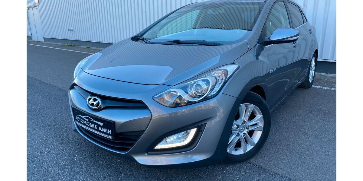 Hyundai i30 127.000 km 7.190 &euro; Cottbus 03051