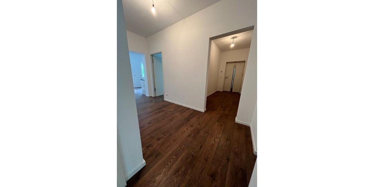 Etagenwohnung Zossen - 4 Zimmer, 137 m&sup2;, 1.420&euro; | Angebot:27627921