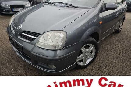Nissan Almera Tino