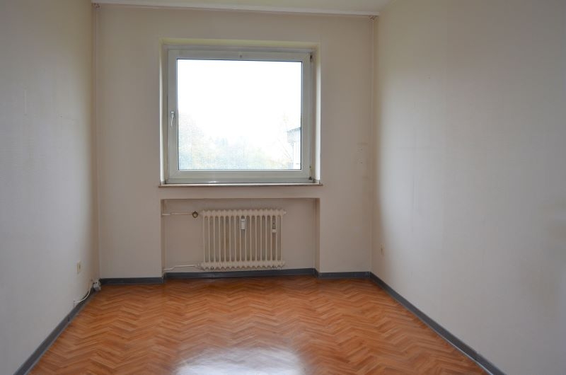 Nette Mieter gesucht für 3 Zimmer KDB mit Balkon und Aufzug! 3 zimmer