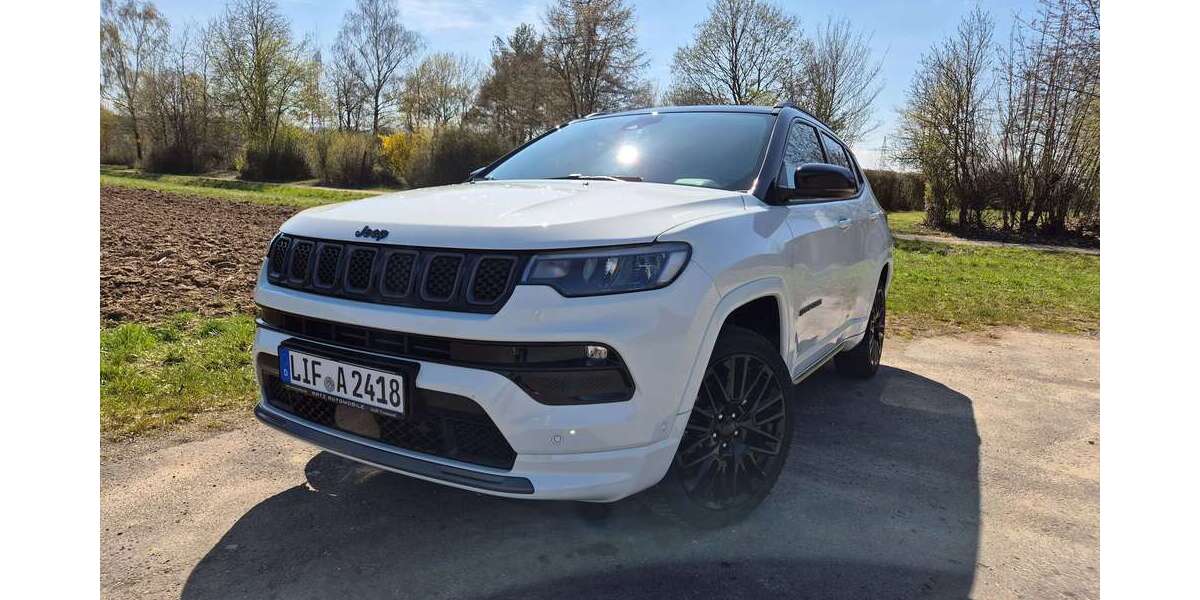 Jeep Compass 30.600 km 26.499 &euro; Altenkunstadt 96264